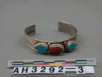 藏品(銀鐲子)的圖片